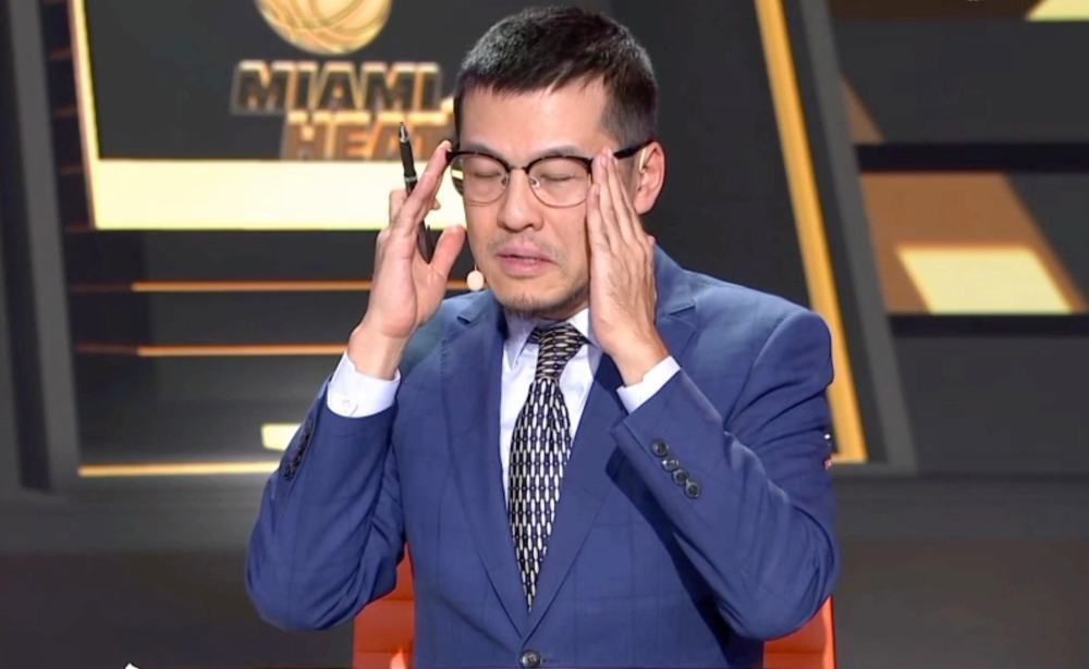 伤停补时5分钟。